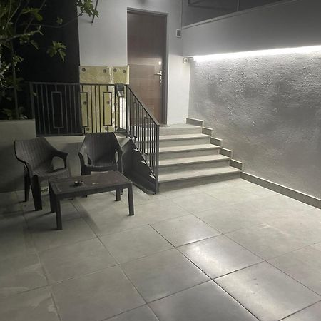Sm Apartment Ереван Екстериор снимка